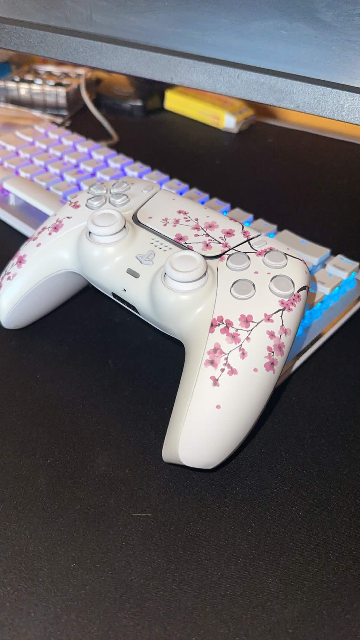 PS5 DualSense Cherry Blossom